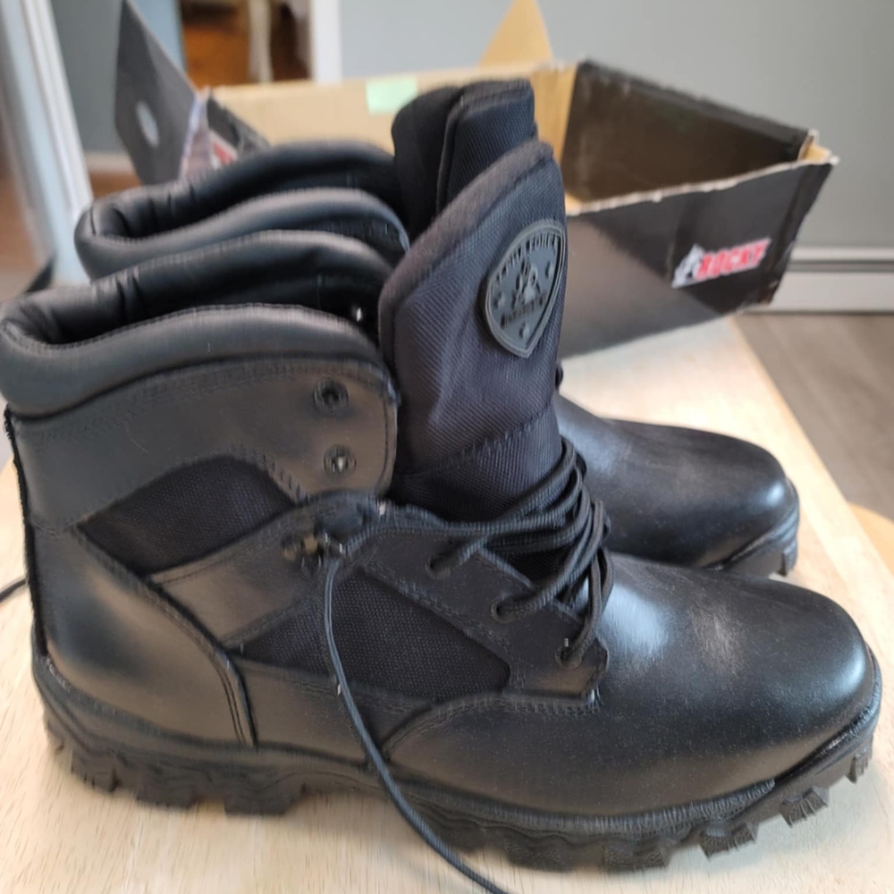Rocky Black Tactical Combat Boots High-Top Design